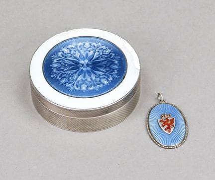 Petite boîte ronde, France, vers 1900, MZ, argent 