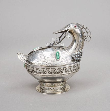 Scatola con coperchio figurato, tedesca (?), luogo