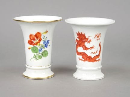 Dos jarrones, Meissen, marca posterior a 1934, 1.ª