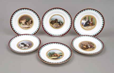 Six assiettes de style Biedermeier représentant de