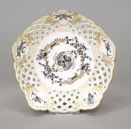 Piatto rotondo traforato, Meissen, marchio 1972-80