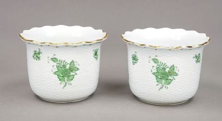 两个花盆套，赫伦德（Herend），匈牙利，20世纪，阿波尼（Apponyi）绿色装饰，每个高约11