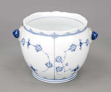 大型花盆，皇家哥本哈根，丹麦，1889-1922年标记， 第二批，饰有釉下蓝彩“Musselmale