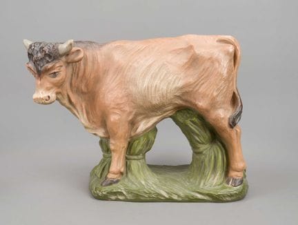 Grande toro tra covoni di fieno, XX secolo, cerami