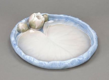 Grande piatto a forma di ninfea, B&amp;G Copenhage
