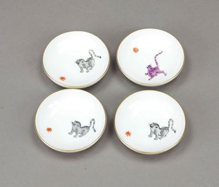 四只碗，迈森，1934年后生产的，一级品，饰有“灰色老虎配花卉与金饰”图案，专为迈森瓷器爱好者于20