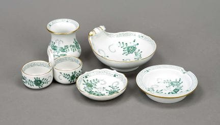 Cinq objets décoratifs, Meissen, marque postérieur