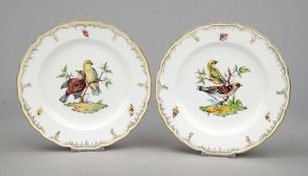 2只装饰盘，柏林皇家瓷器厂（KPM），1849-1870年印记，第一批，古式光滑造型，彩绘，盘面描绘