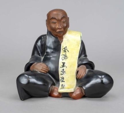 坐姿中国人，卡尔斯鲁厄马约利卡瓷，1930年代，陶瓷，彩绘，型号3461，高22厘米