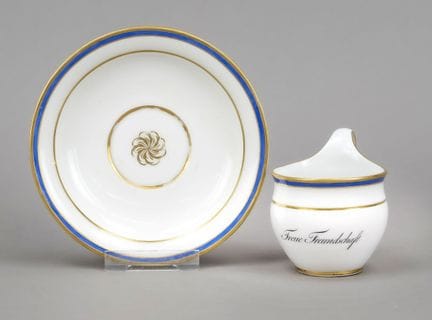 带UT标记的友谊杯，柏林KPM，1810-20年款，第一次世界大战时期， 1枚彩绘标记，伊特鲁里亚式