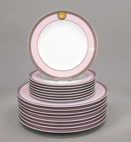 8只甜点盘和8只餐盘，罗森塔尔（Rosenthal）与范思哲（Versace）联名系列，1992-2