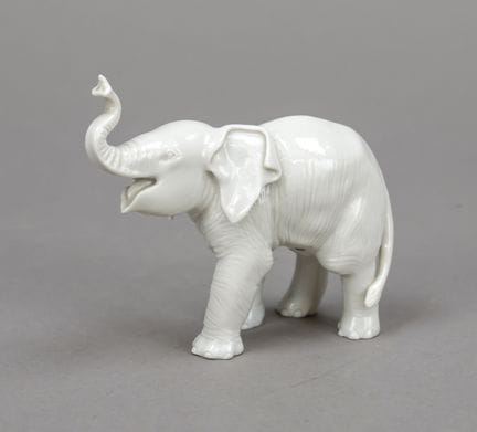 大象扬起象鼻，阿拉赫，1936-45年鲁纳标志，设计者：西奥多·卡尔纳（1884-1966），型号1