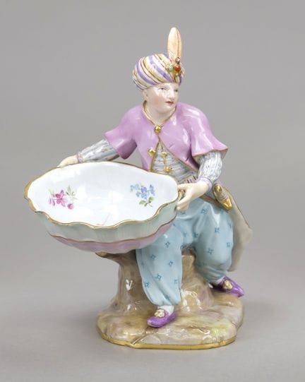 手持糖果盘的土耳其人，迈森，1850-1924年标记， 1. W.，约翰·弗里德里希·埃伯莱因设计，