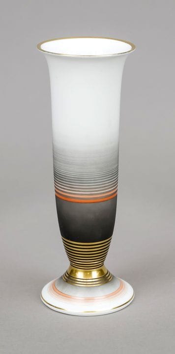 装饰艺术风格杯形花瓶，罗森塔尔（Rosenthal），塞尔布（Selb），1920年代，黑色、橙色和