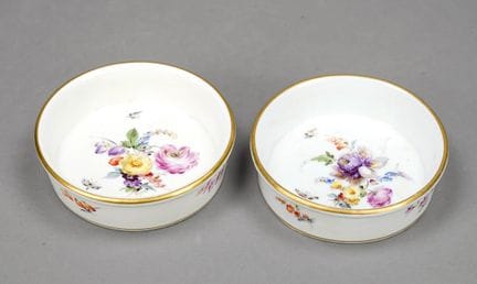 一对酒杯垫，迈森，克瑙夫施韦特（Knaufschwerter）1850-1924年，一战时期，精美的