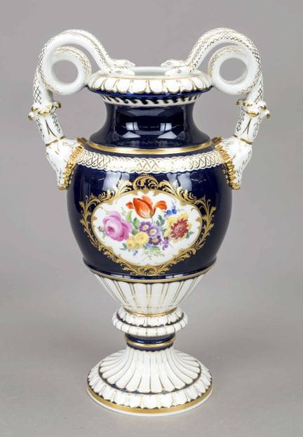 大型蛇形把手花瓶，迈森，1934年后印制的标志，第二批，由恩斯特·奥古斯特·洛伊特里茨于1861年设