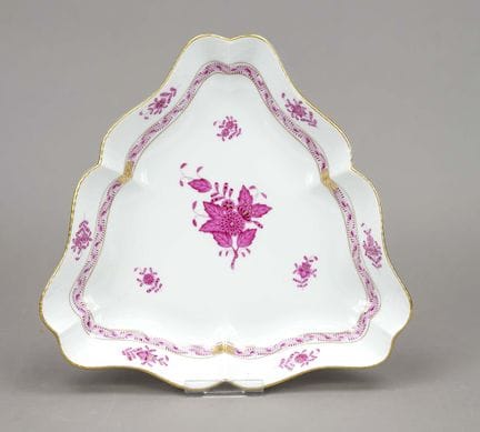 三角形碗，赫伦德（Herend），匈牙利，20世纪，Ozier款式，紫色Apponyi纹样，饰以镀金