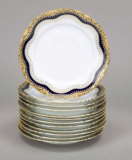 十二只面包盘，罗森塔尔（Rosenthal），约1900年，凡尔赛（Versaille）款式，钴蓝色