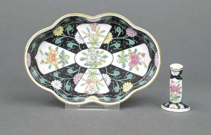 烟灰缸和烟丝塞，赫伦德（Herend），20世纪下半叶，中国风，Siang Noire装饰图案，金边