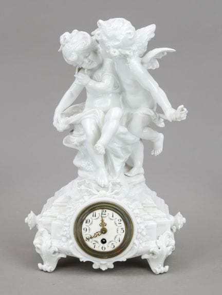 Horloge de cheminée ornée de putti, Dresde, XXe si