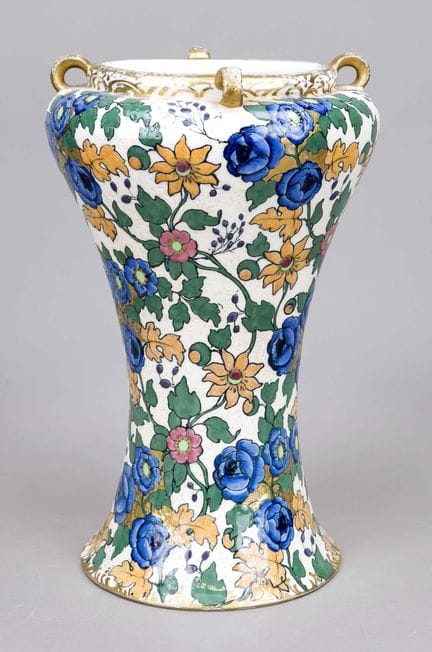 新艺术风格花瓶，恩斯特·瓦利斯（Ernst Wahliss），维也纳“Turn-Wien”工作室，约
