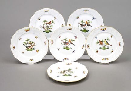 一套6只浅盘，赫伦德（Herend），20世纪，罗斯柴尔德（Rothschild）纹样，彩绘鸟类与昆