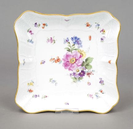 Saladier, Meissen, marque « Knaufschwerter » 1850-