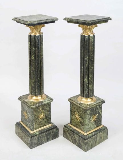 Paire de colonnes, XXe siècle, marbre vert épinard