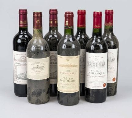 17 botellas de vino tinto francés, en su mayoría d