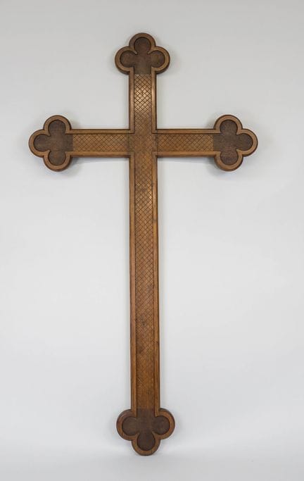 Grande croix, XIXe/XXe siècles, chêne. Croix aux e