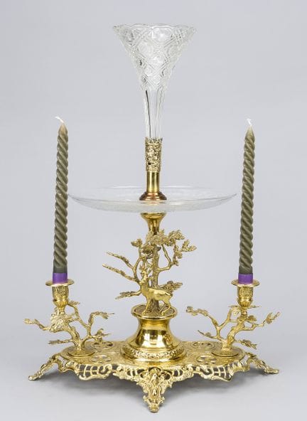 Centre de table, XIXe/XXe siècles. Laiton et verre