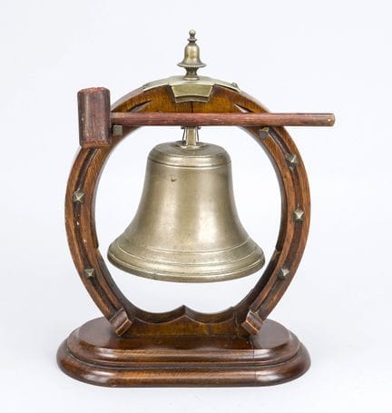 Cloche de table, milieu du XXe siècle, cloche en b