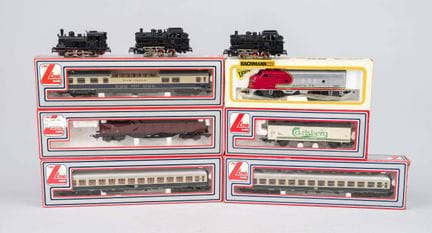Lot de modèles réduits de trains à l'échelle H0, 2