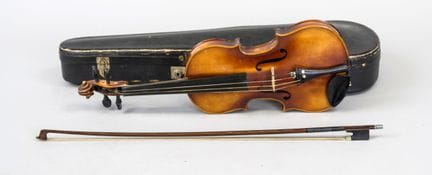 Violín, Alemania, siglo XX. En la etiqueta interio