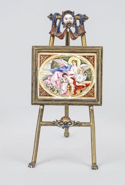 Chevalet miniature avec petit tableau en émail, XI