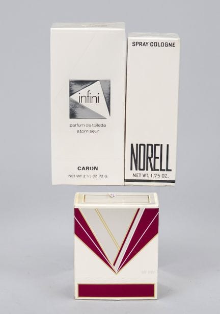 3 fragancias, de alrededor del año 2000, cada una 