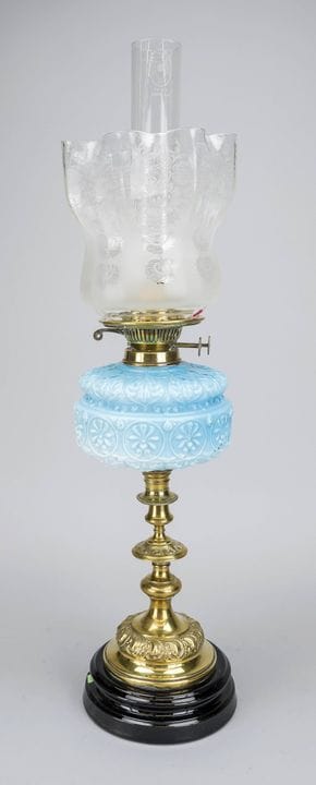 Lampe à pétrole, XIXe/XXe siècles, tige en laiton 