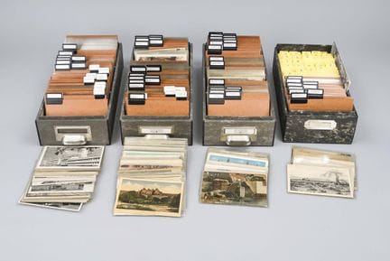 Very large collection of postcards, mostly from th
