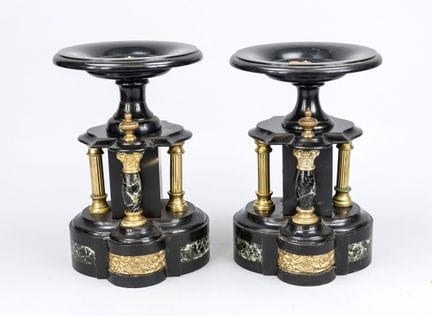 Paire de tables d'appoint, 1re moitié du XXe siècl