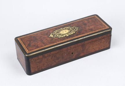 Cajita de madera de raíz, finales del siglo XIX, m