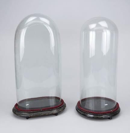 Paire de lustres en verre, fin du XIXe siècle, soc
