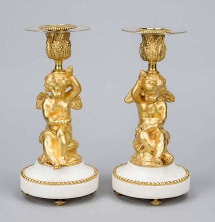 Paire de bougeoirs figuratifs, XXe siècle, bronze 