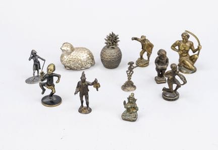 11 miniatures, XXe siècle et antérieures, motifs e