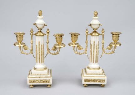Paire de chandeliers de style classique, XIXe sièc
