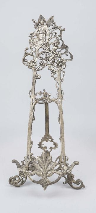 Chevalet de table, XXe siècle, laiton aspect métal