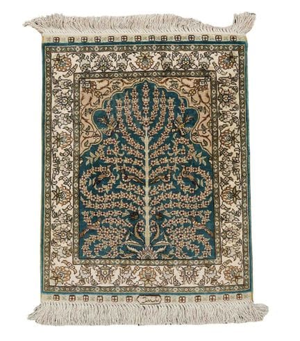 Tapis, soie, XXe siècle, légères traces d'usure, t