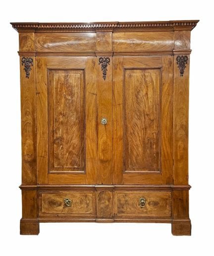 Armoire de couloir de style classique, vers 1790, 