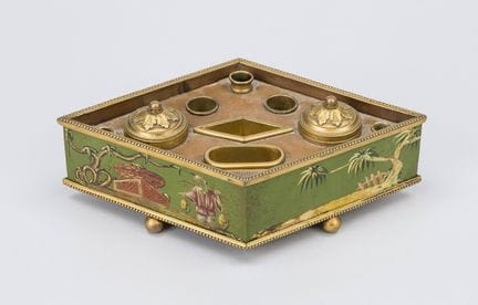 Tintero, finales del siglo XIX, bronce dorado. For