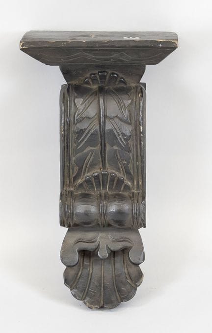 Console murale, XIXe/XXe siècles, bois laqué noir.