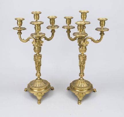 Paire de chandeliers, XIXe siècle, bronze. Socle r